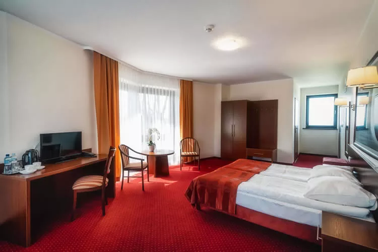 Komfotowe pokoje hotelowe w Zakopanem, Przestronny pokój hotelowy w Tatra Hotel Zakopane