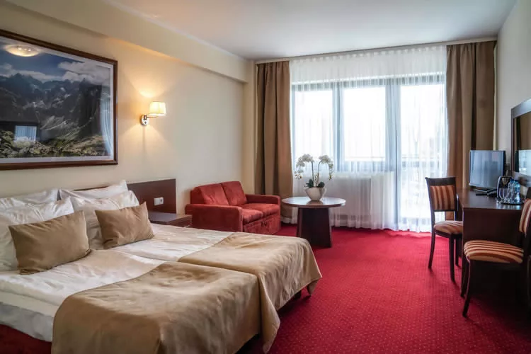 Pokój do wynajęcia w atrakcyjnej cenie w hotelu Tatra, Przestronny pokój Comfort Plus w Tatra Hotel Zakopane